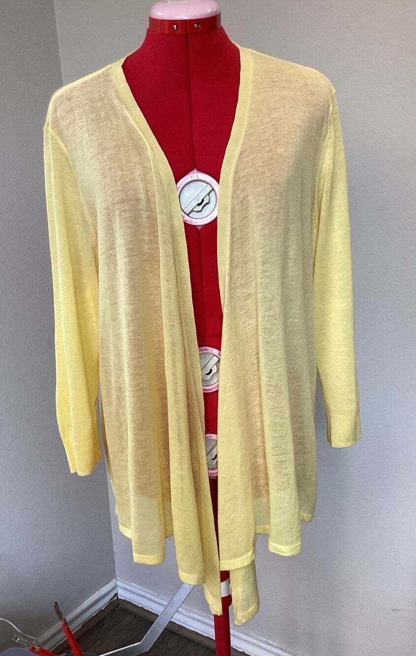 Chico’s Yellow Lightweight Cardigan Size 3